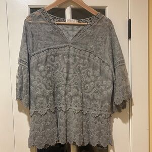 Simply Couture Gray Lace Women’s Top